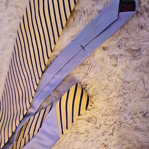 Tommy Hilfiger Vintage  Blue and Yellow Italian Silk Tie